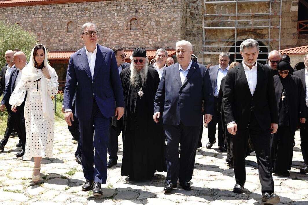 Impresioniran sam veličanstvenim arhitektonskim remek-delom koje spaja nasleđe prošlih vremena s (3).jpg