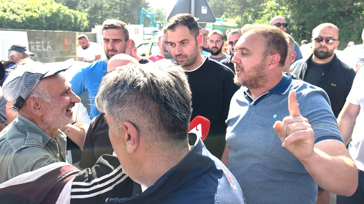 sjenica-govedjak-blokada-fotorina14.jpg