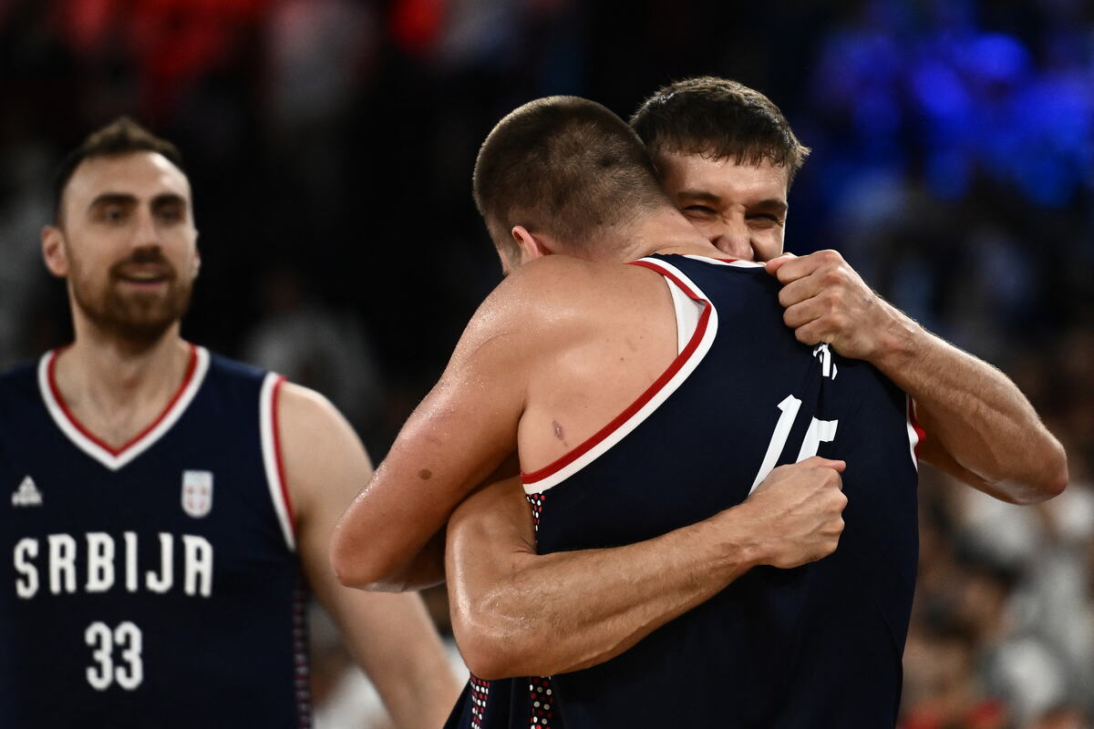Bogdan Bogdanović i Nikola Jokić