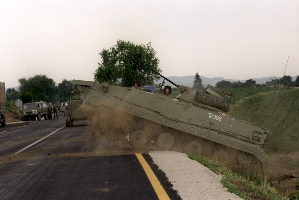 JNA, SFRJ, rat, Jugoslavija (10).jpg