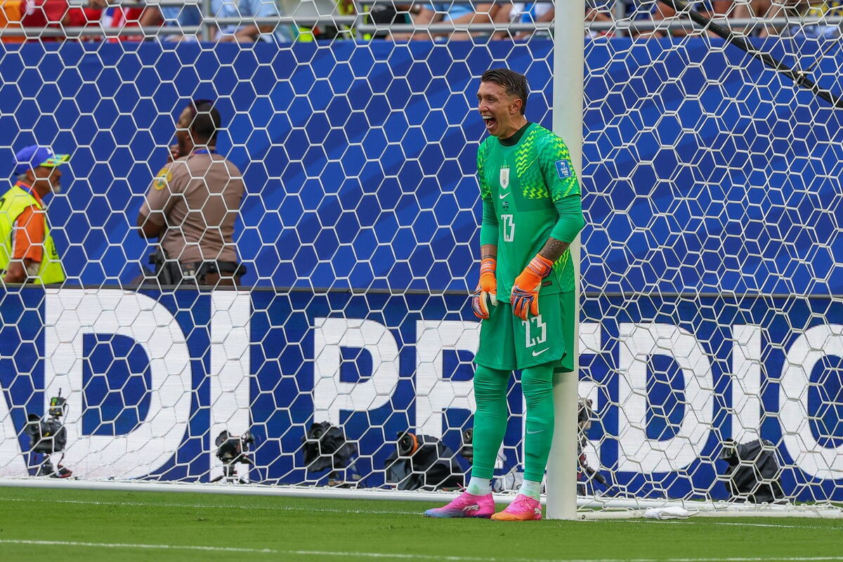 Fernando Muslera na meču Urugvaj - Zelenortska Ostrva