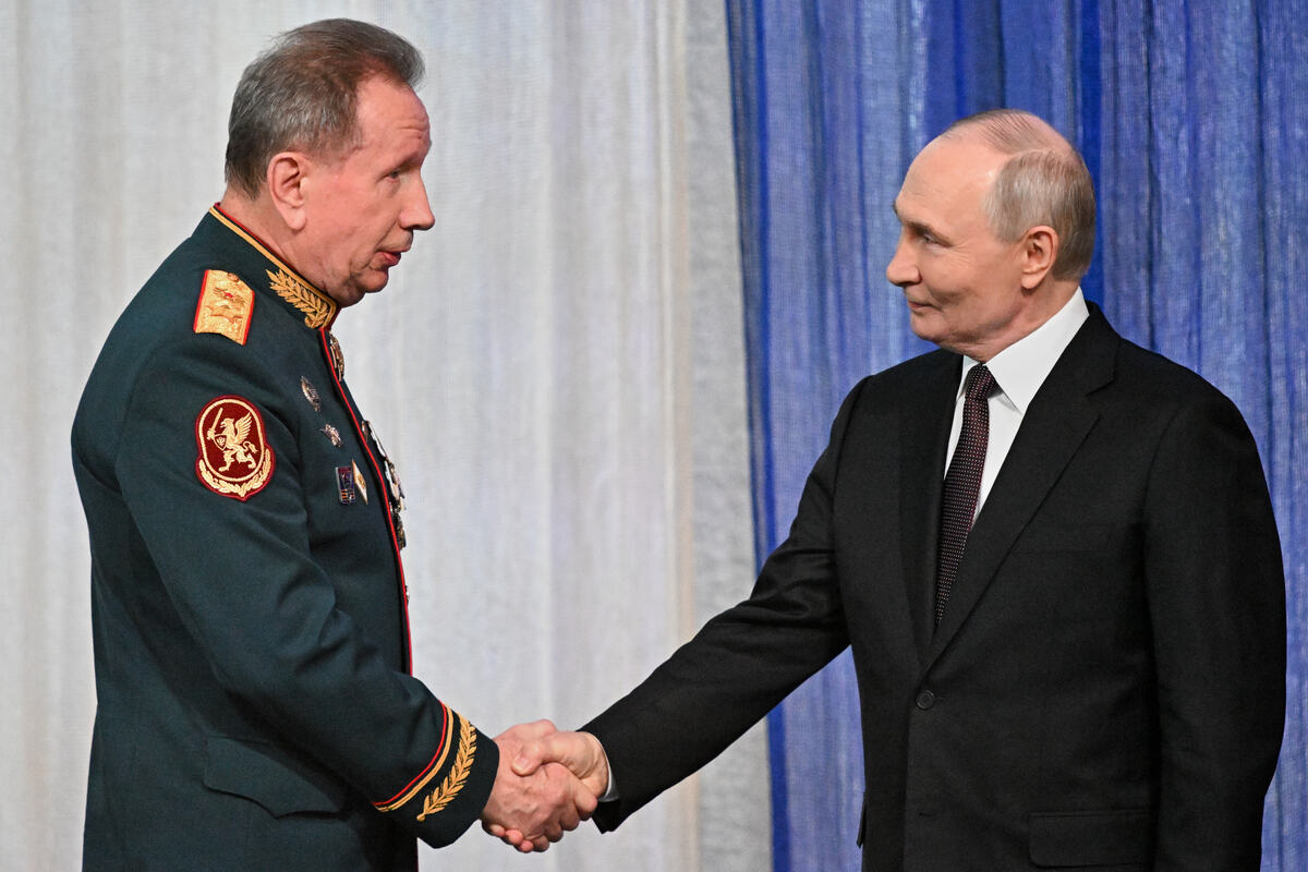 Viktor Zolotov02 AP Sergey Bobylev.jpg
