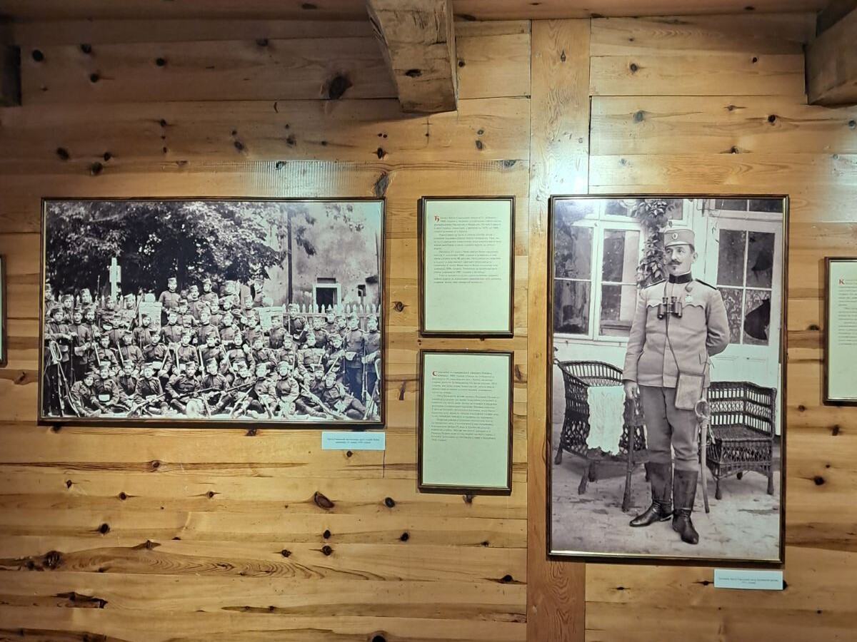 Autor fotografija Matija Mićić - Sa izložbe o đeneralu Krsti Smiljaniću (14).jpg