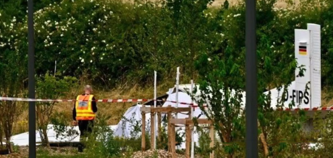 Francuska pao avion Nansi poginuli avionska nesreća tragedija (4).png