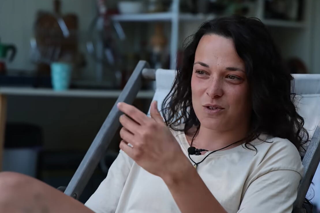 Jovana Dragojlović iz Novog Sada živi u prikolici na obali Dunava