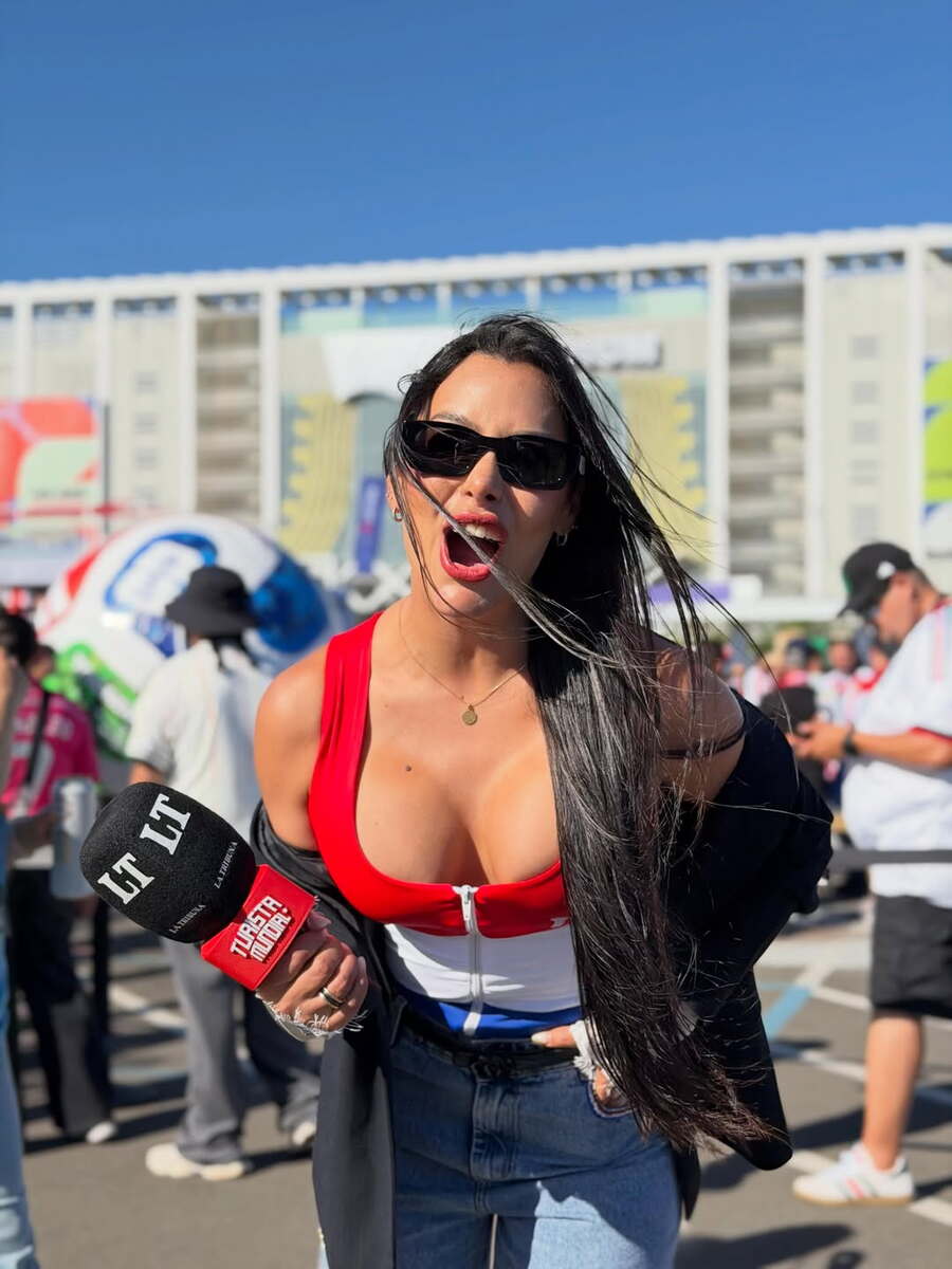 Larisa Rikelme