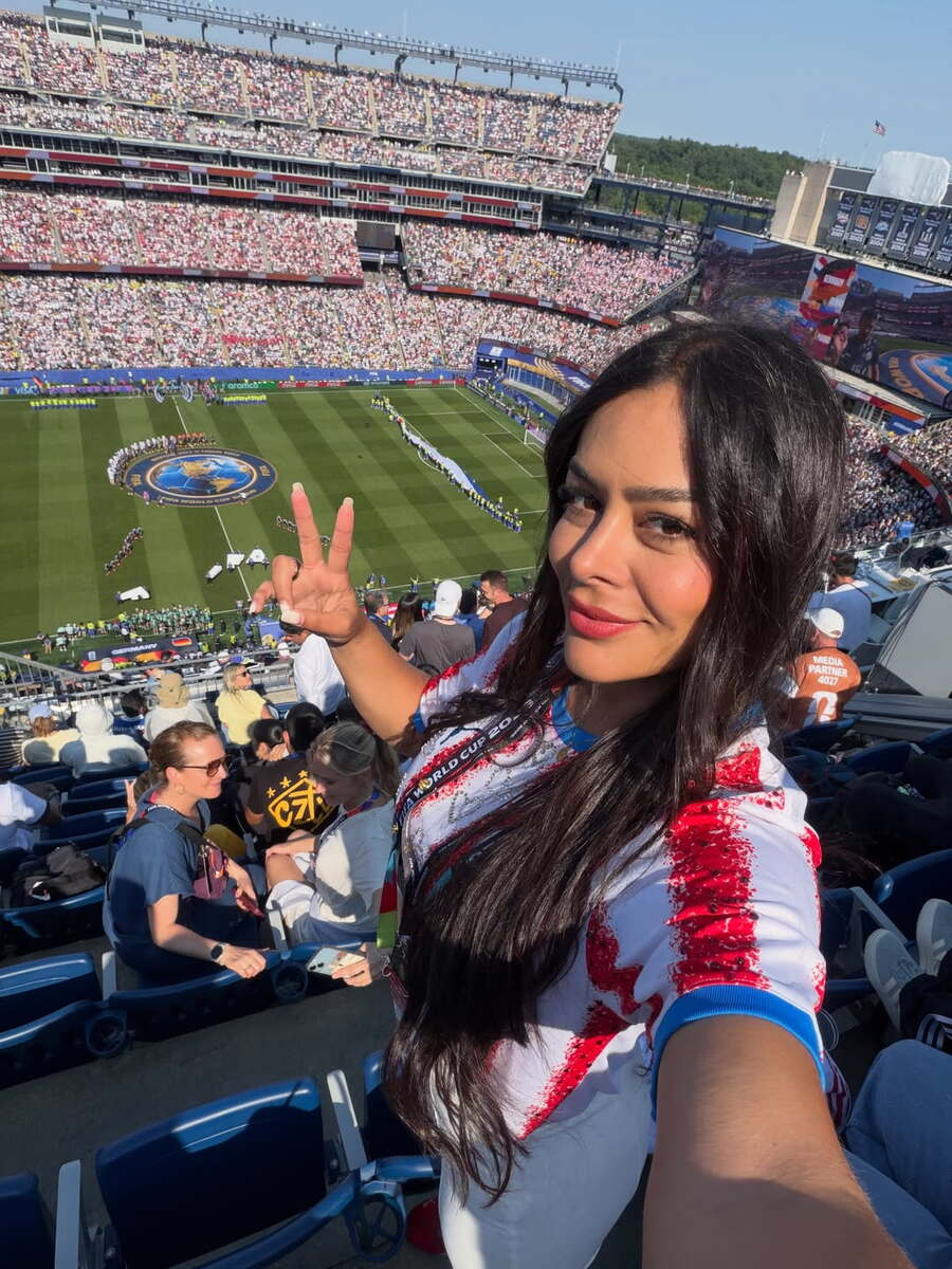 Larisa Rikelme