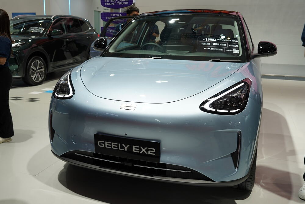 Geely EX2 (2).jpg