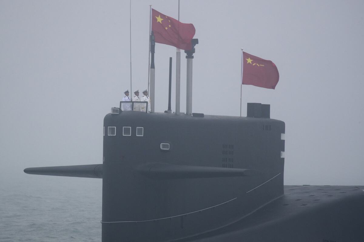 Kineska podmornica  094 Kina submarine 094  (4).jpg