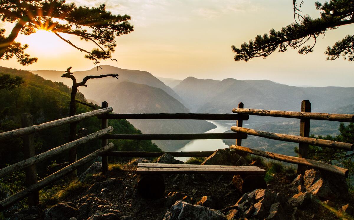 planina Tara , Banjska stena vidikovac, priroda, reka, Drina, pogled, zalazak sunca, autor Branko Radičevič copy.jpg