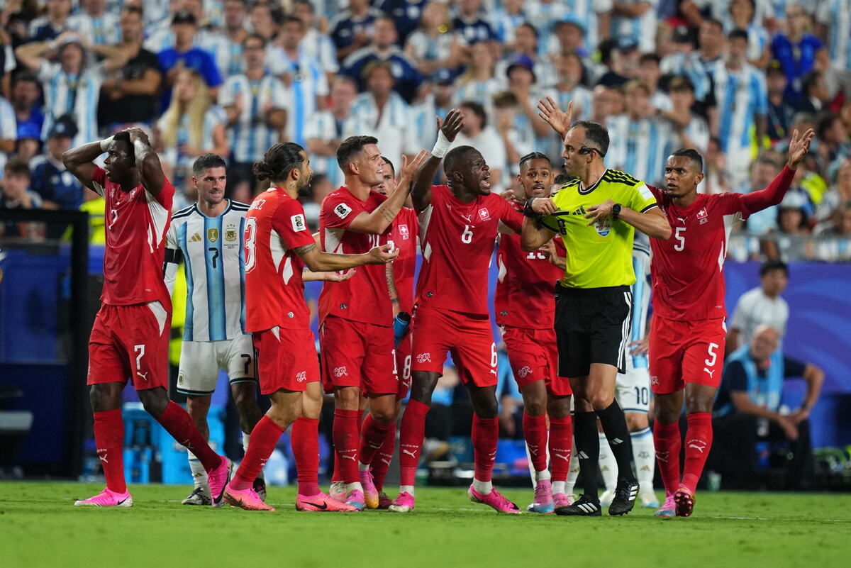 Bril Embolo Argentina Švajcarska