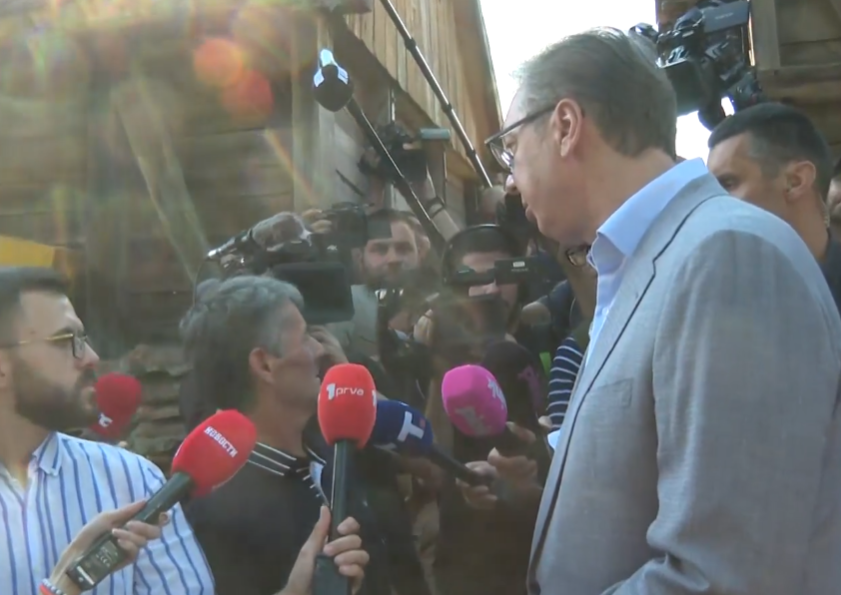 Jadranska Lešnica, Loznica Aleksandar Vučić, porodica Todorović
