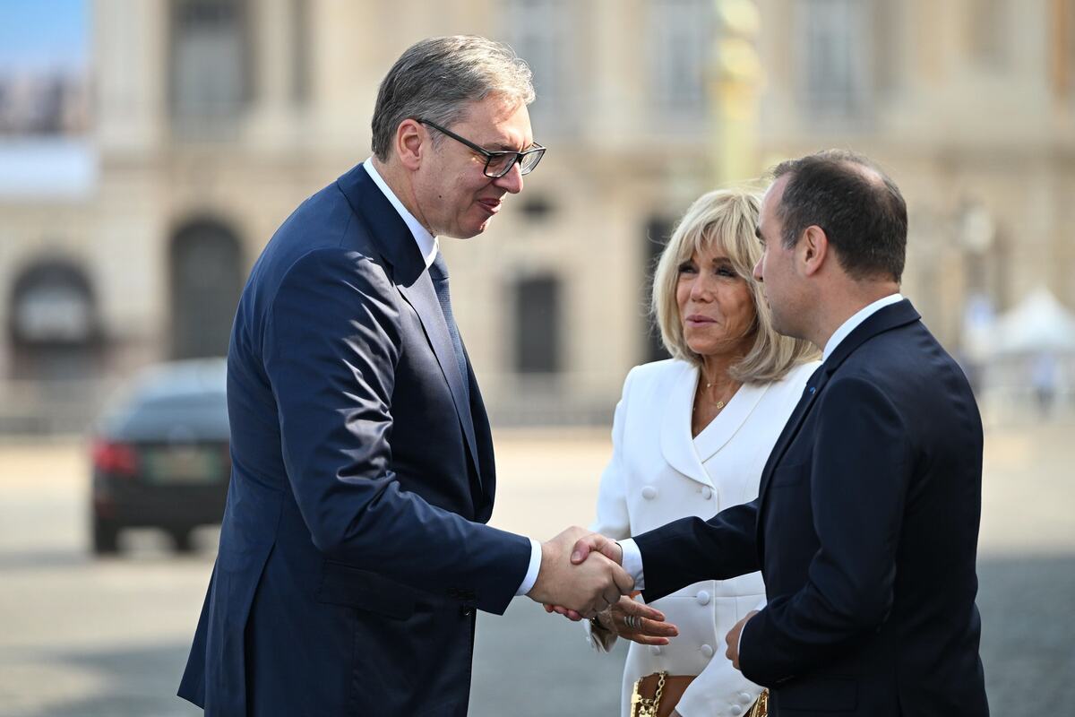 Francuska Pariz Dan pada Bastilje vojna parada Aleksandar Vučić