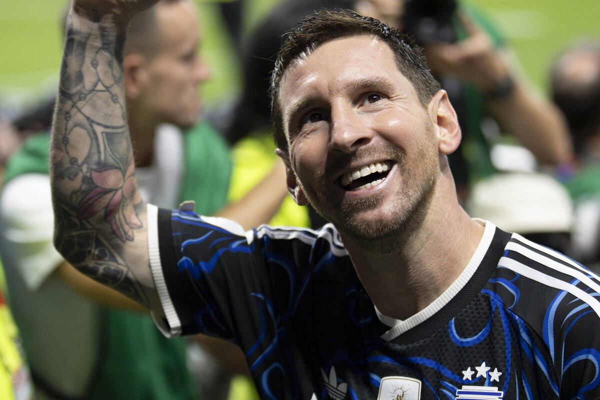 Lionel Mesi na meču Engleska - Argentina