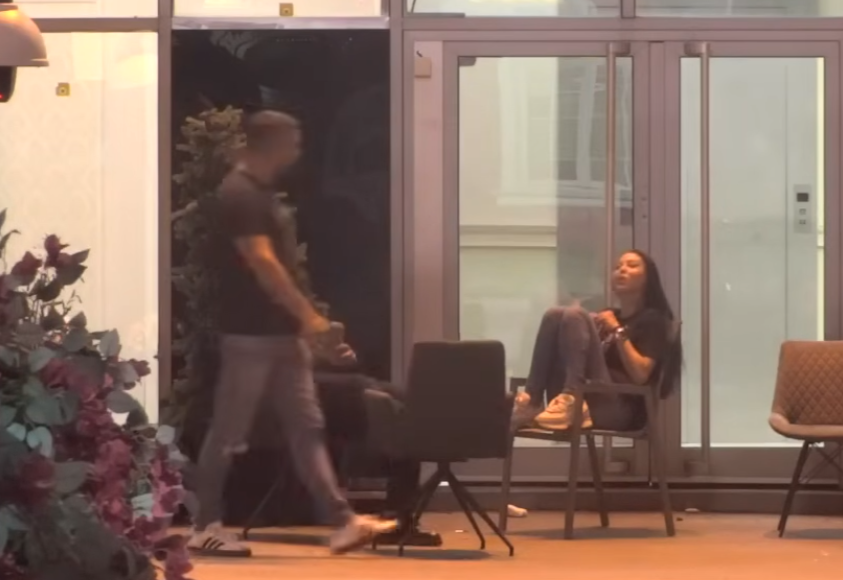 LJUBAVNA DRAMA TRESE ŠIMANOVCE Maja priredila ljubomornu scenu zbog Aneli, obezbeđenje moralo da reaguje: Asmin nije mogao da se izvuče (FOTO, VIDEO)