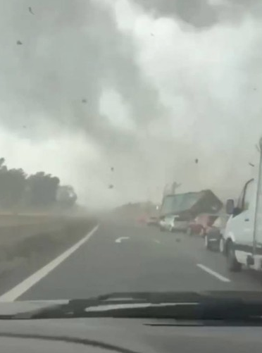 2026-07-17 11_46_34-VIDEO Snažno nevrijeme pogodilo Francusku. Poginule dvije osobe - Index.hr — Moz.png