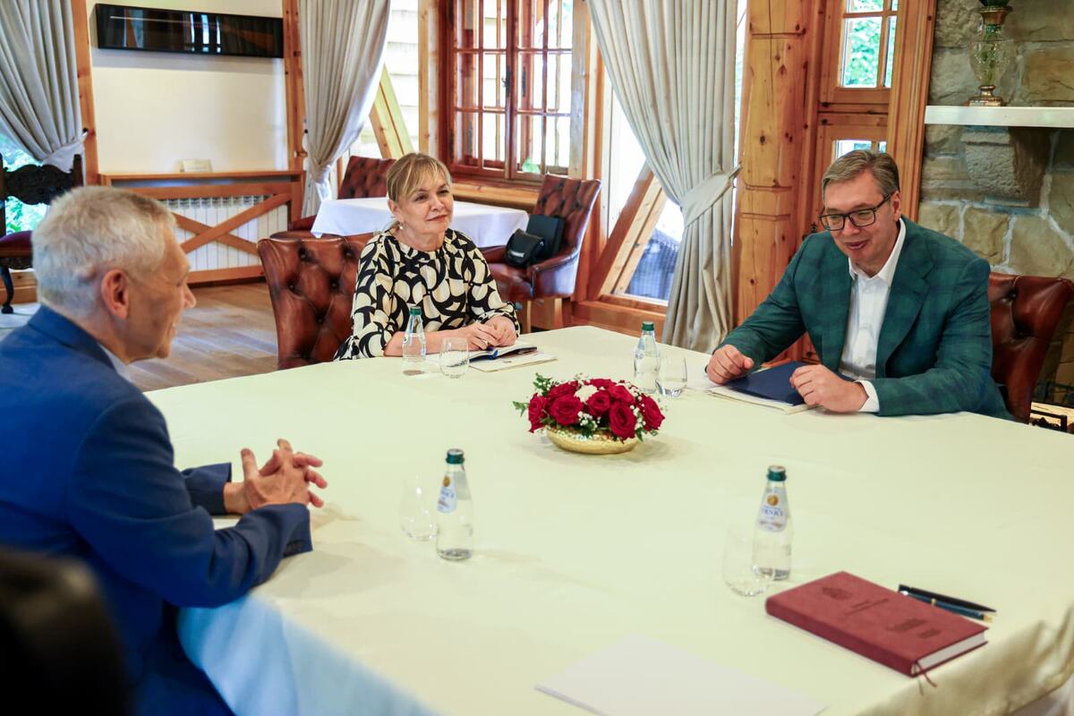 Aleksandar Vučić (3).jpeg