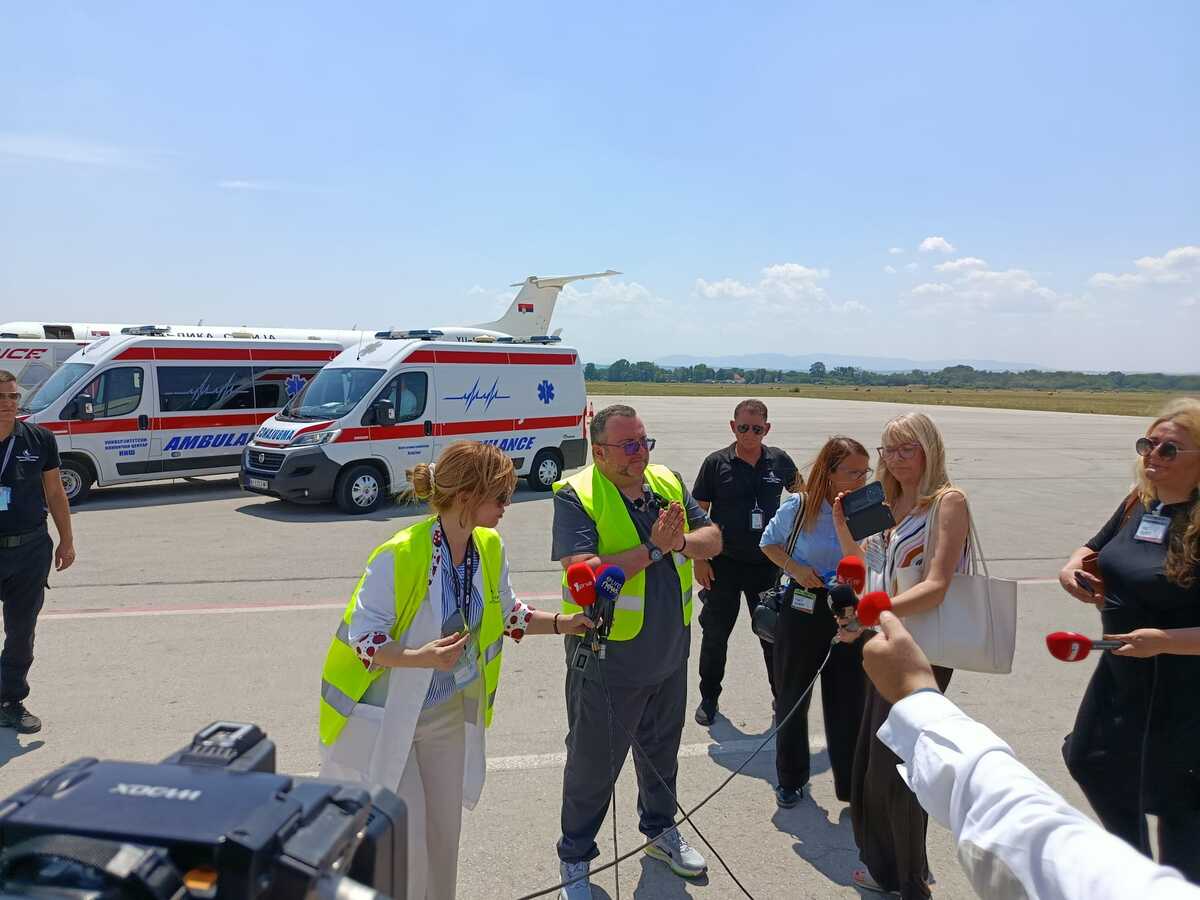 Niš prihvat pacijenata iz Crne gore Aerodrom Konstantin (2).jpeg