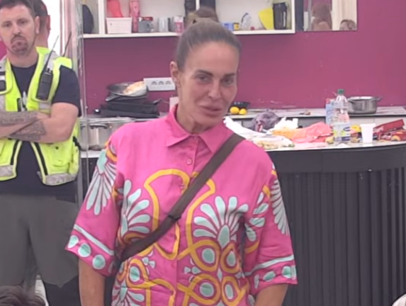 "ONA PRETI BIVŠIM MUŽEM" Novi haos u Eliti, Milena Kačavenda dobila emotivnu poruku bliskih ljudi, a zbog OVE STVARI su je učesnici urnisali  (VIDEO)