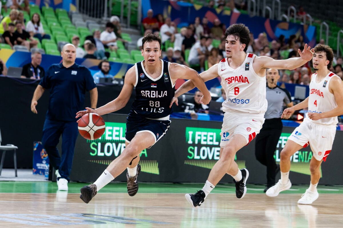 Mlada košarkaška reprezentacija Srbije