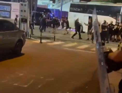 Tuča navijača i policije u Novom Pazaru