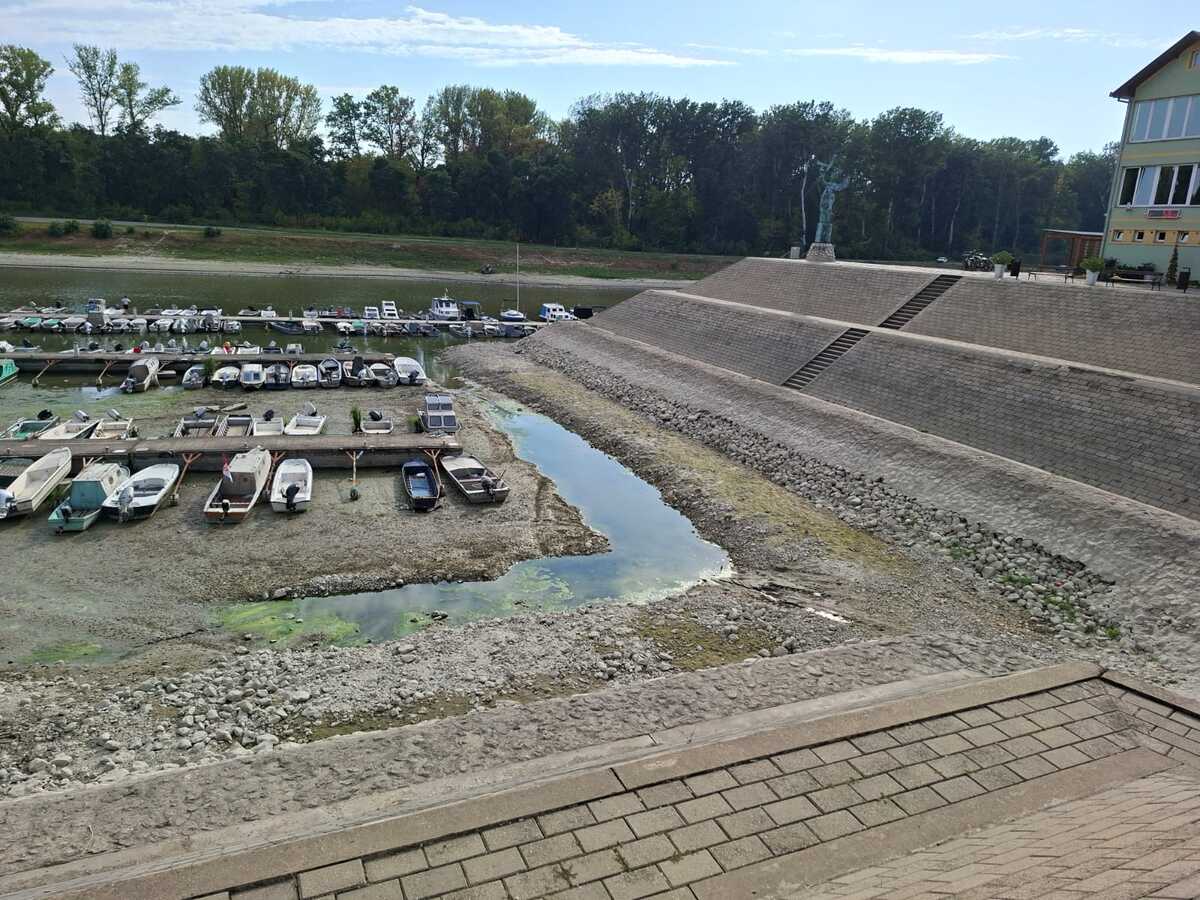 Vodostaj Dunav Apatin istorijski minimum (3).jpeg