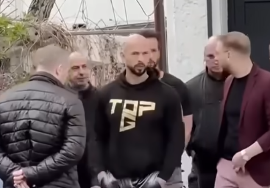 Braća Tejt Endrju Tejt Tristan Tejt (3).png