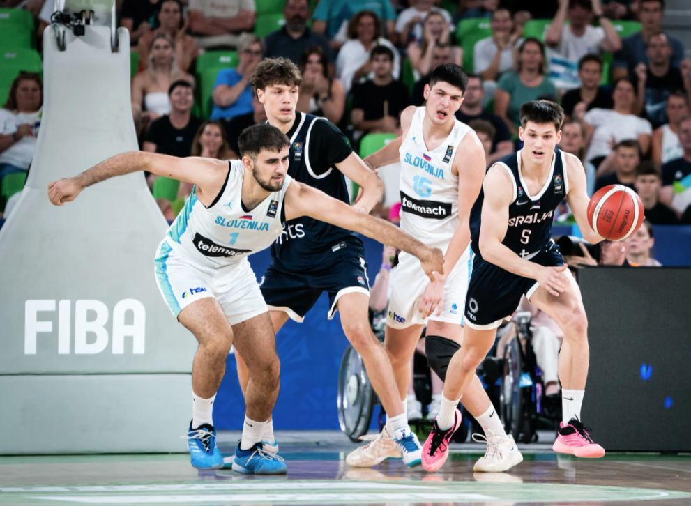 Mlada košarkaška reprezentacija Srbije