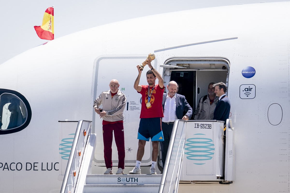 Španski fudbaleri doputovali u Madrid