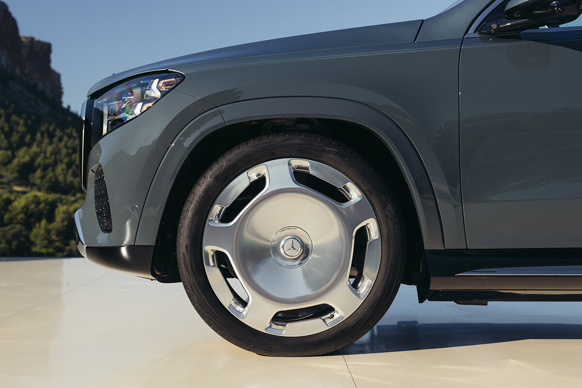 Mercedes-Maybach GLS (4).jpg