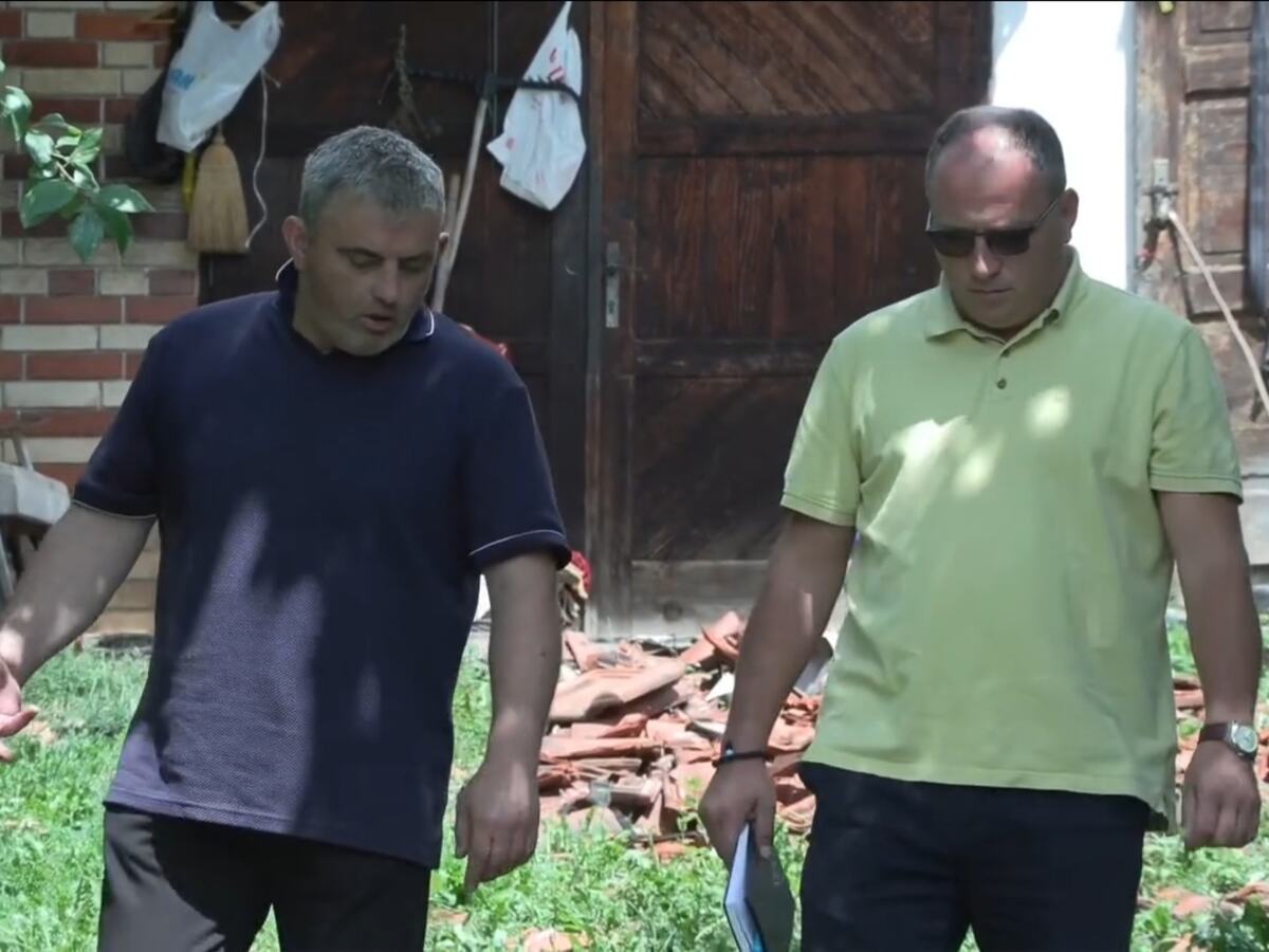 Bioska - grom spalio kuću - Dušan Lazić i Avram Ilić.jpg