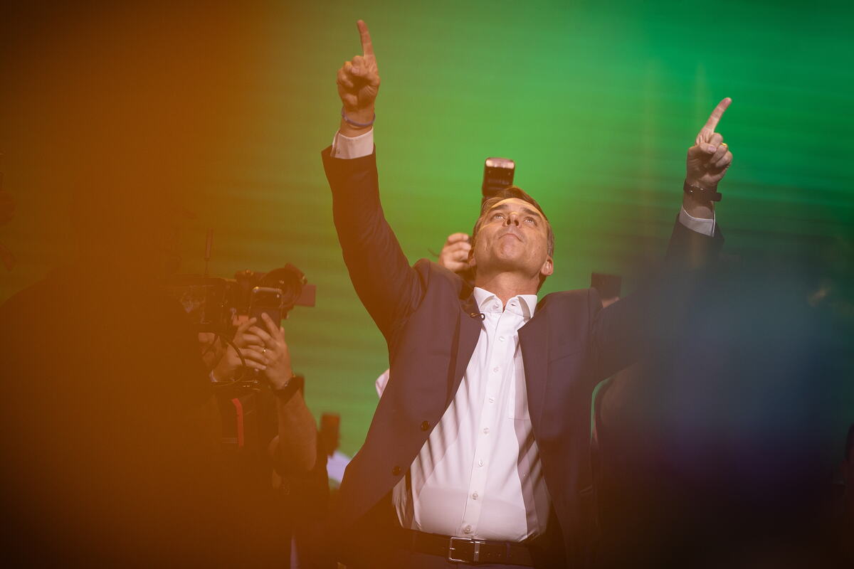 x04 EPA Isaac Fontana.jpg
