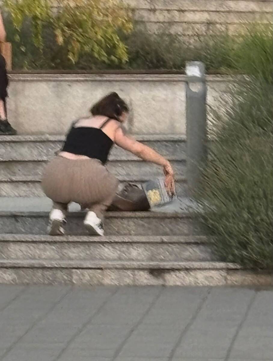 SAMA I NERVOZNA: Paparaco Kurira uhvatio Kristinu Spalević! Optužila Kristijana za porodično nasilje i ubistvo psa, sad je zamišljena i neraspoložena (FOTO)