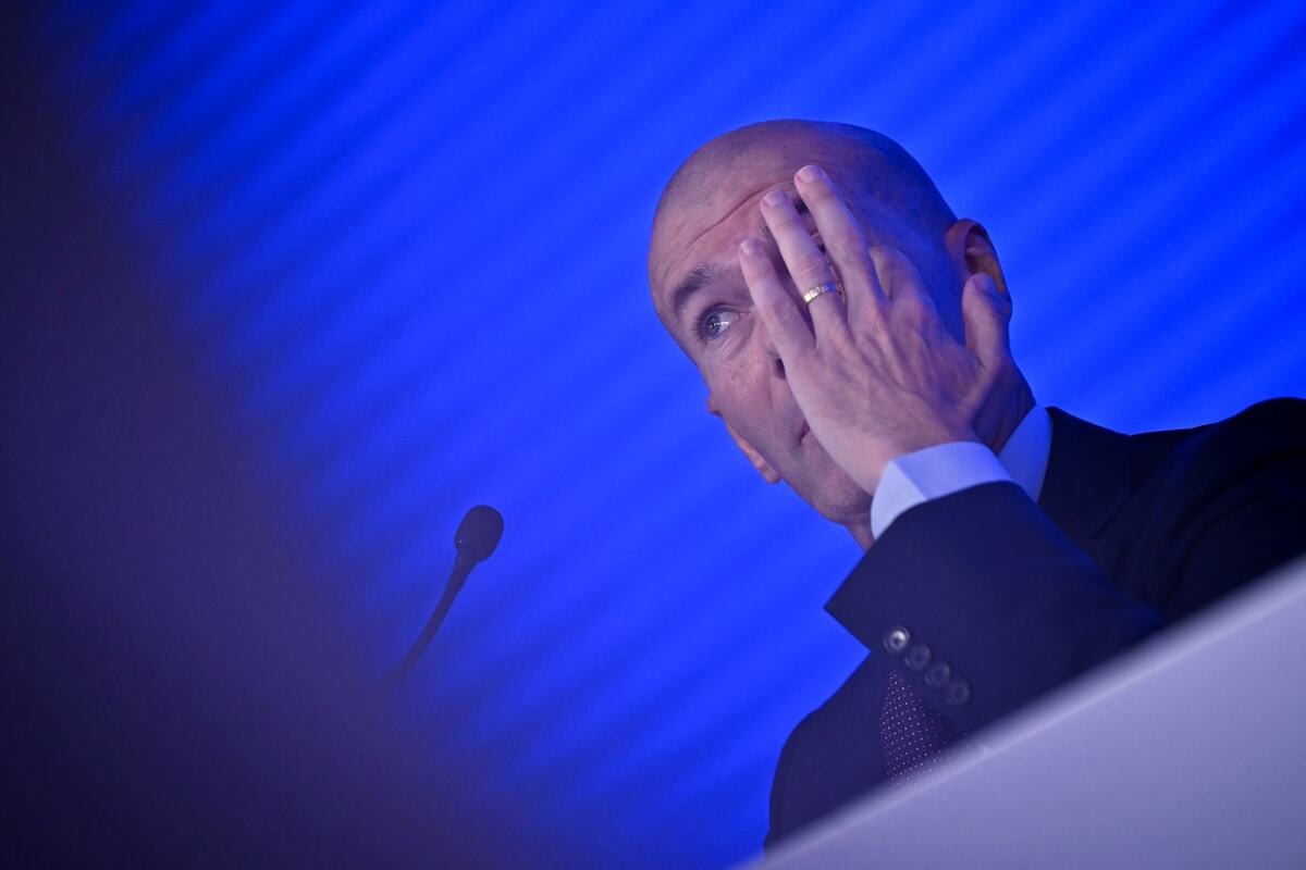 Zinedin Zidan na konferenciji za medije po dolasku na klupu reprezentacije Francuske