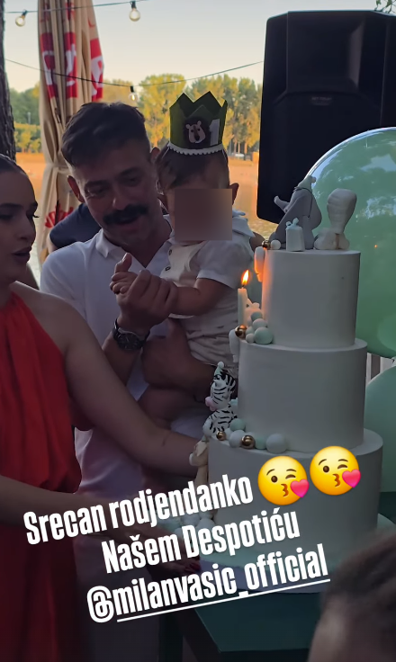 Milan Vasić i supruga Maja na proslavi prvog rođendana sina Despota (5).png