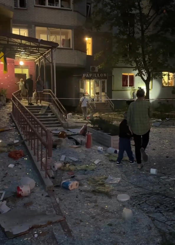 Ukrajina Kijev rat u Ukrajini (8).png