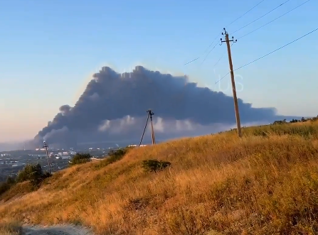 Ukrajina Rusija rat u Ukrajini rat Rusije i Ukrajine Vajldberis Engels Saratov vojni aerodrom napad dronovima na Rusiju (4).png