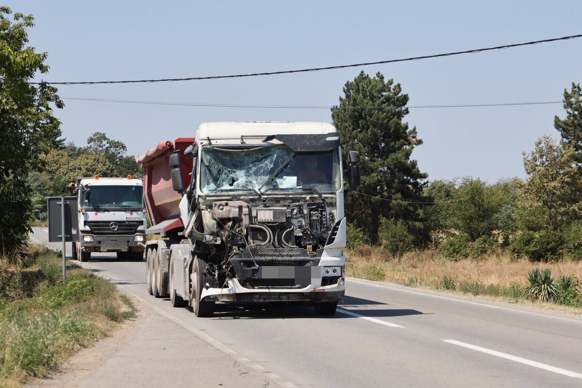 Kamion koji je učestvovao u nesreći na putu Šabac Loznica (4).jpeg