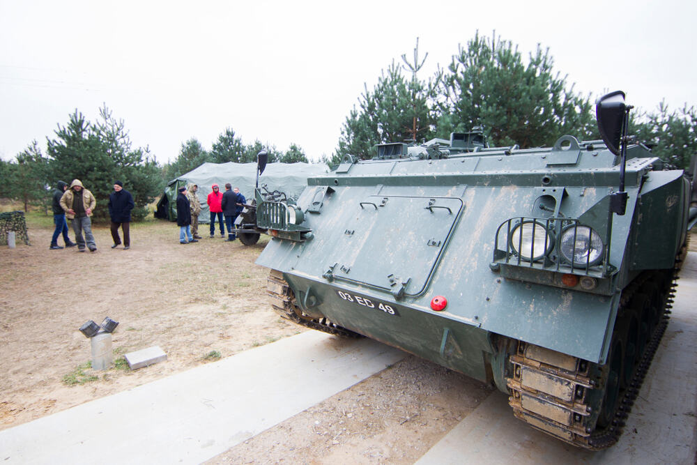 FV432 Armored Personnel Carrier (1).jpg