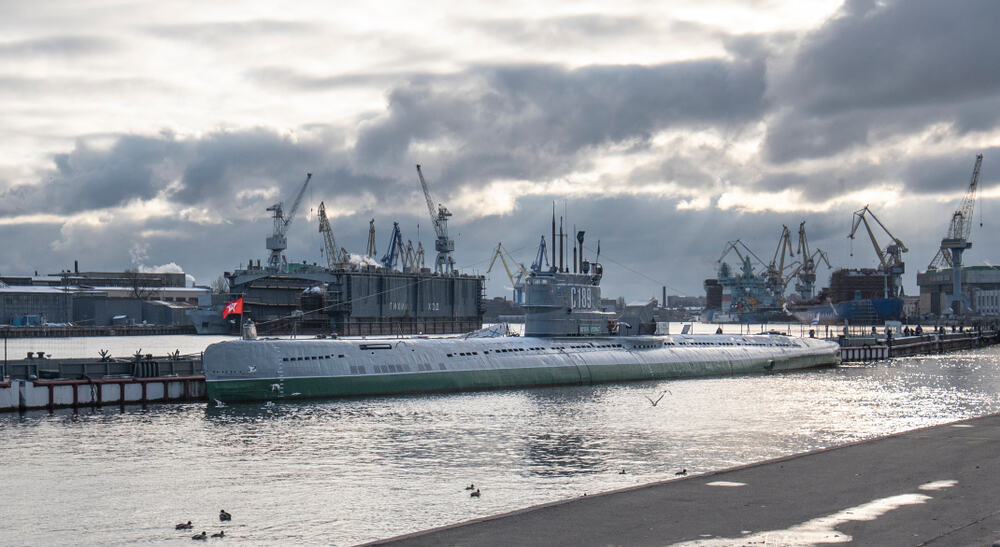 Whiskey-class Submarine (3).jpg