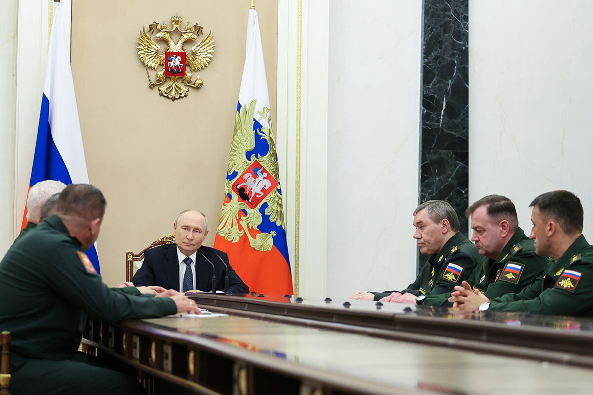 x05 EPA Alexander Kazakov  Sputnik  Kr.jpg