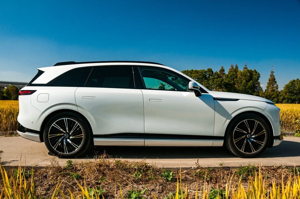 Xpeng G9 (2).jpg