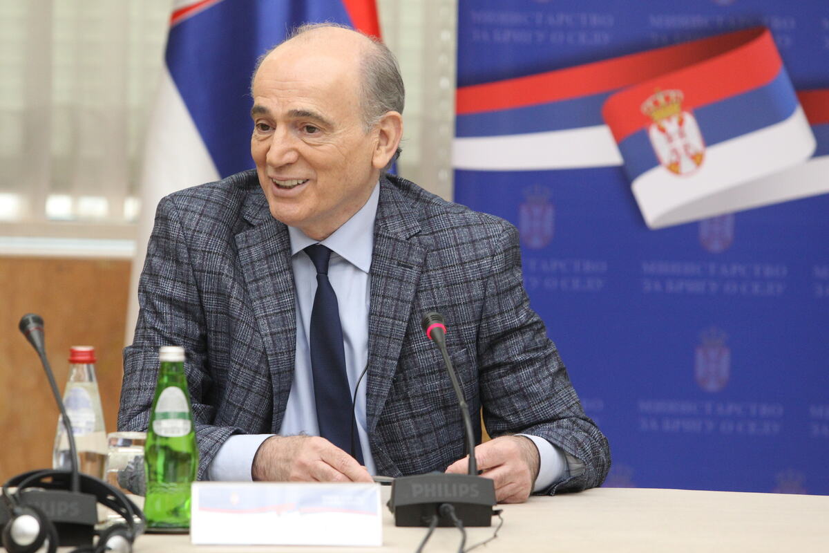 1- NASLOVNA Foto Milan Obradovic.JPG