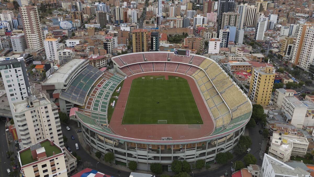 stadion, Ernando Siles