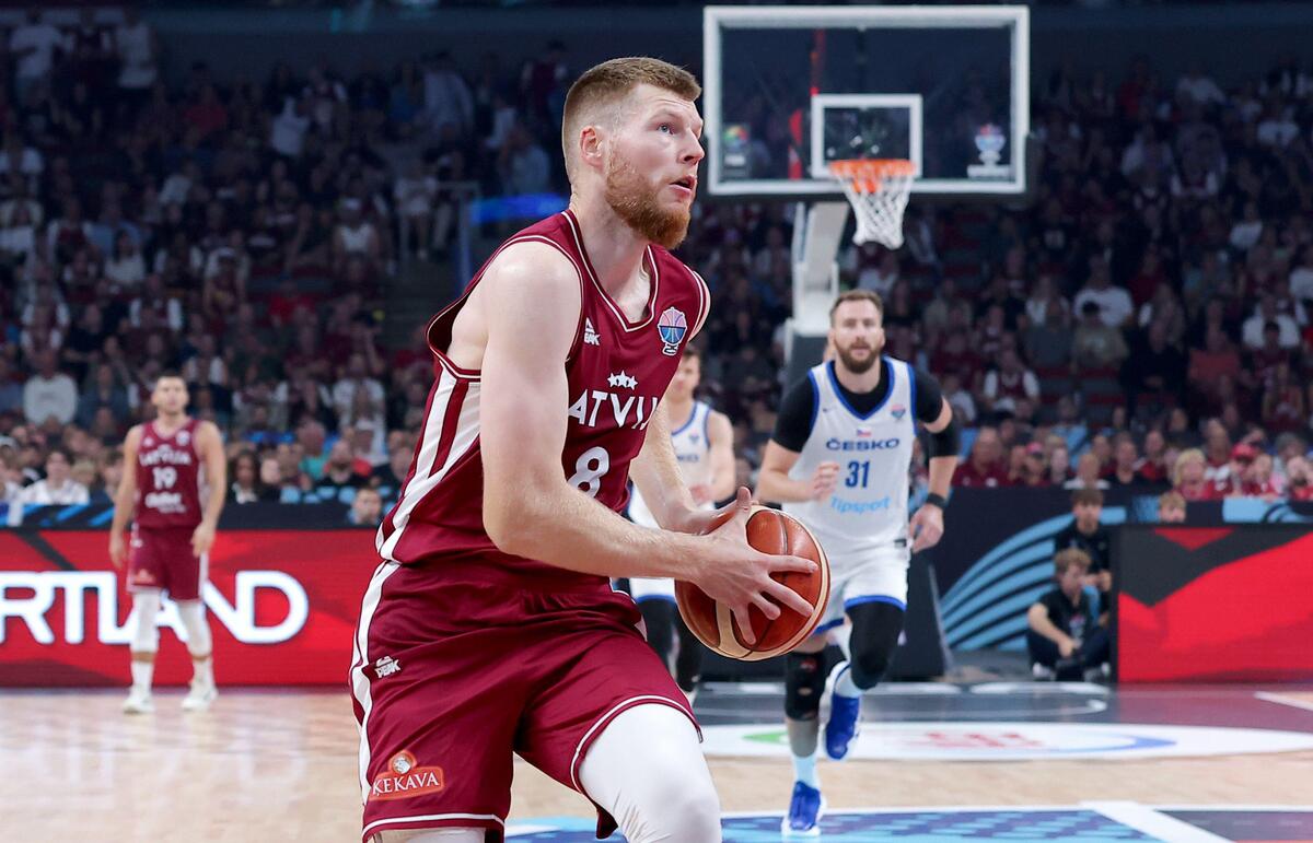 Davis Bertans