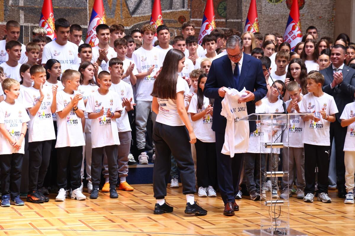 Aleksandar Vučić (4).jpeg