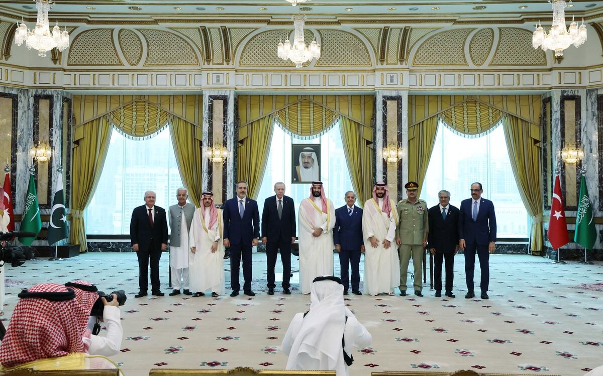 Turska, Saudijska Arabija i Pakistan potpisali su trilateralni sporazum o zajedničkoj odbrani (1).jpg