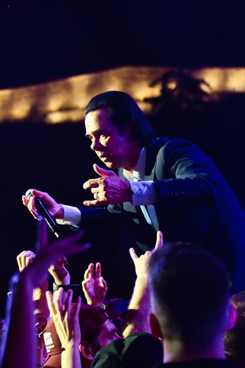 Nik Kejv Koncert (17).jpeg