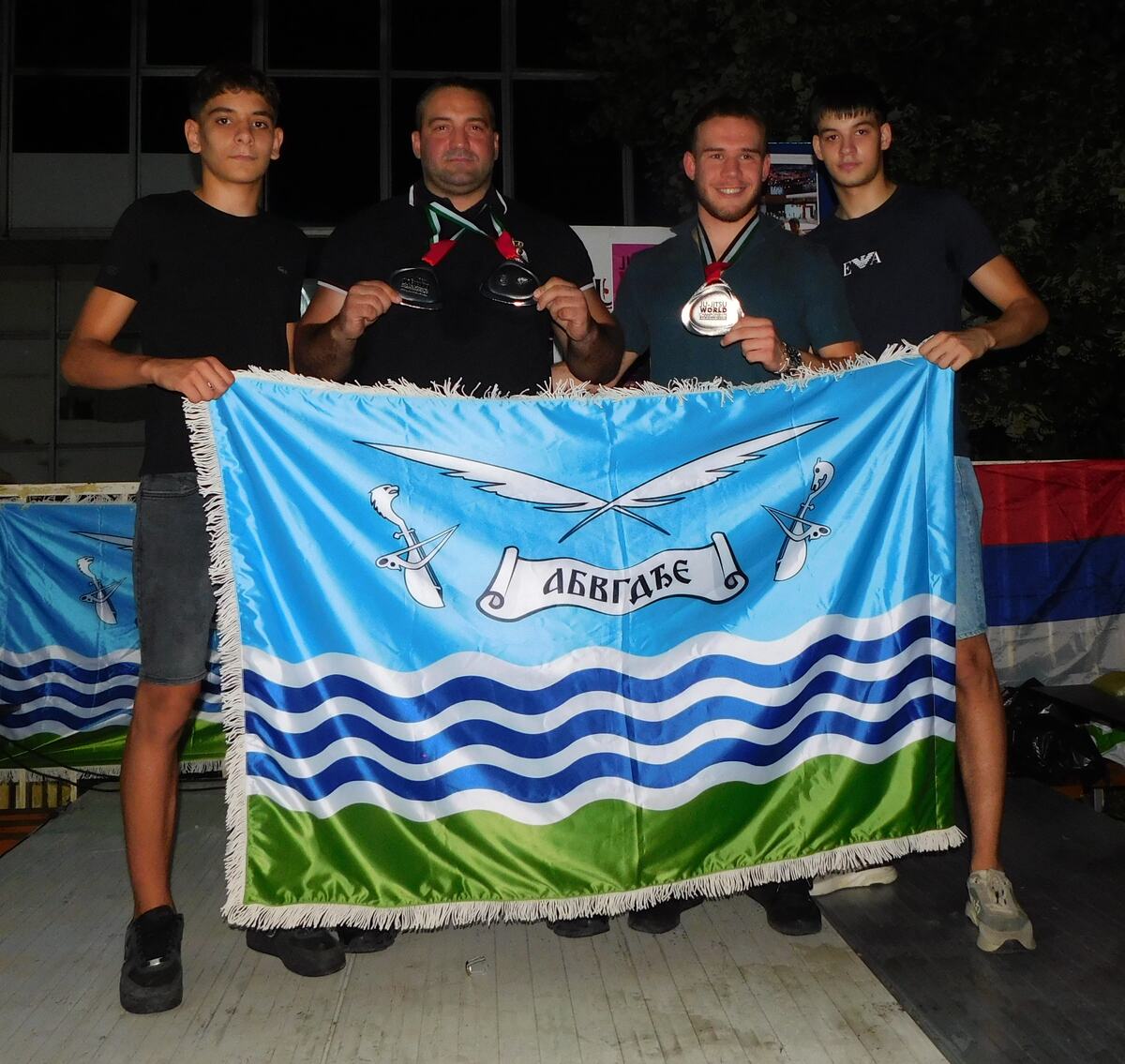 LOZNICA -Članovi ABS.JPG