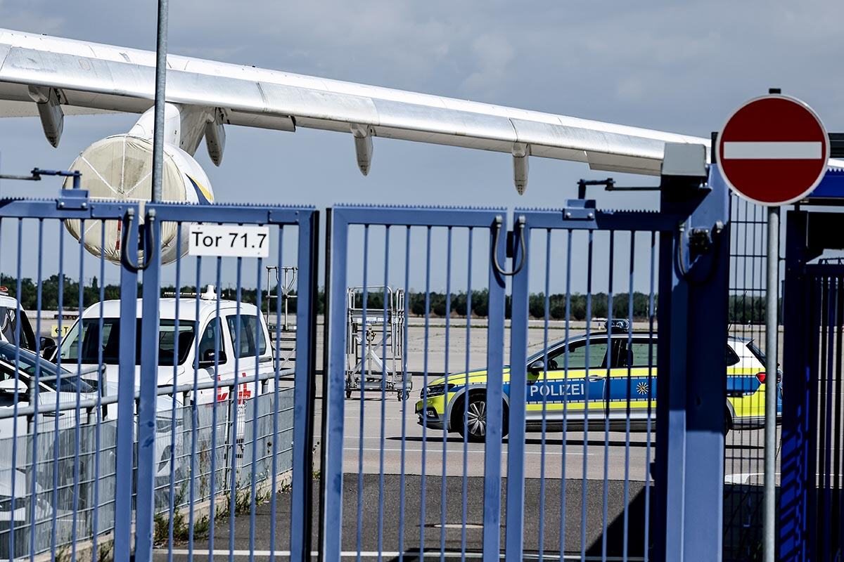 Nemačka Lajpcig aerodrom policija (6).jpg
